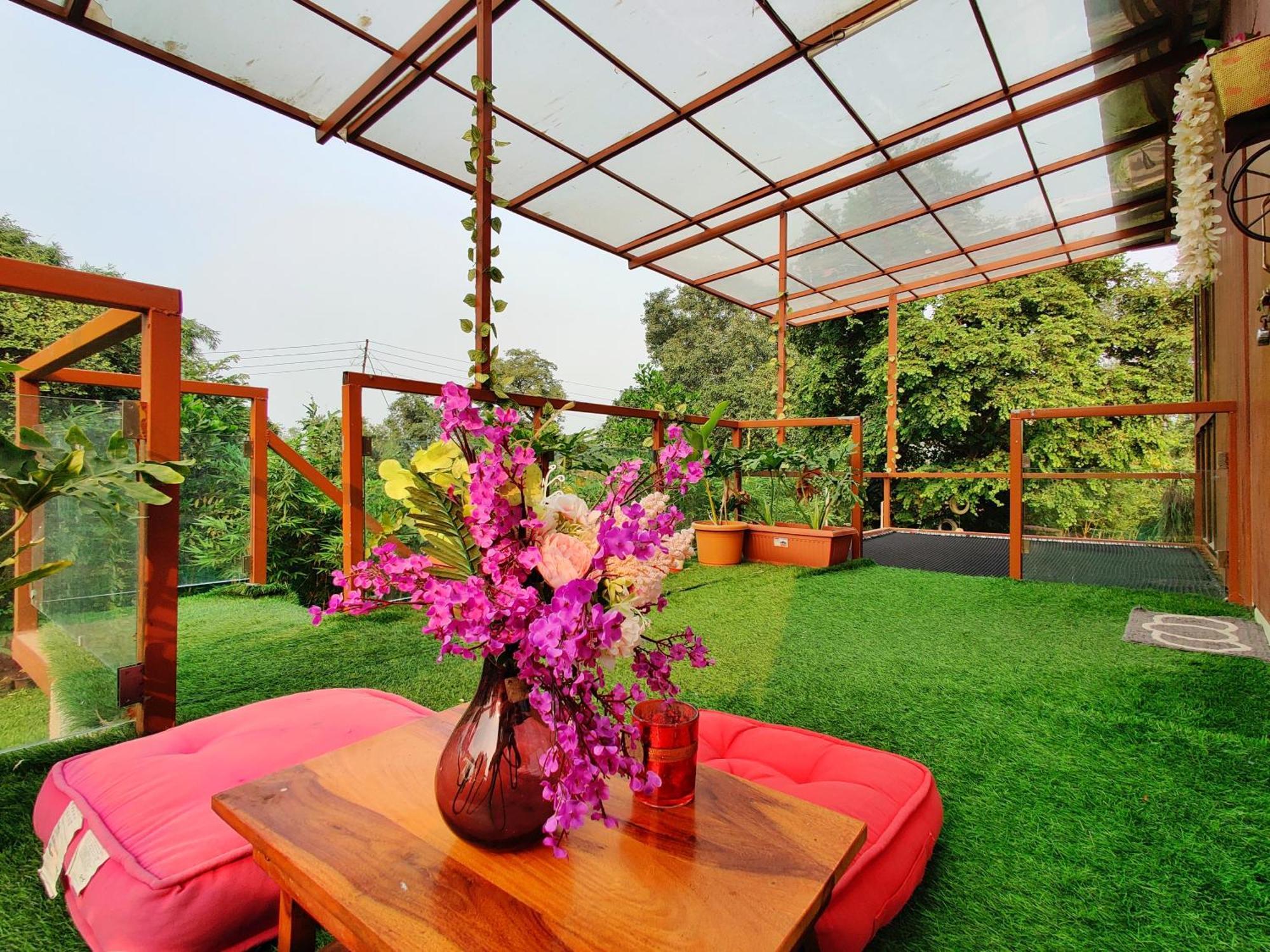 Crystal Springs Villa - A Picture-Perfect Retreat W Pool, Hammock, Gazebo Karjat Exterior photo