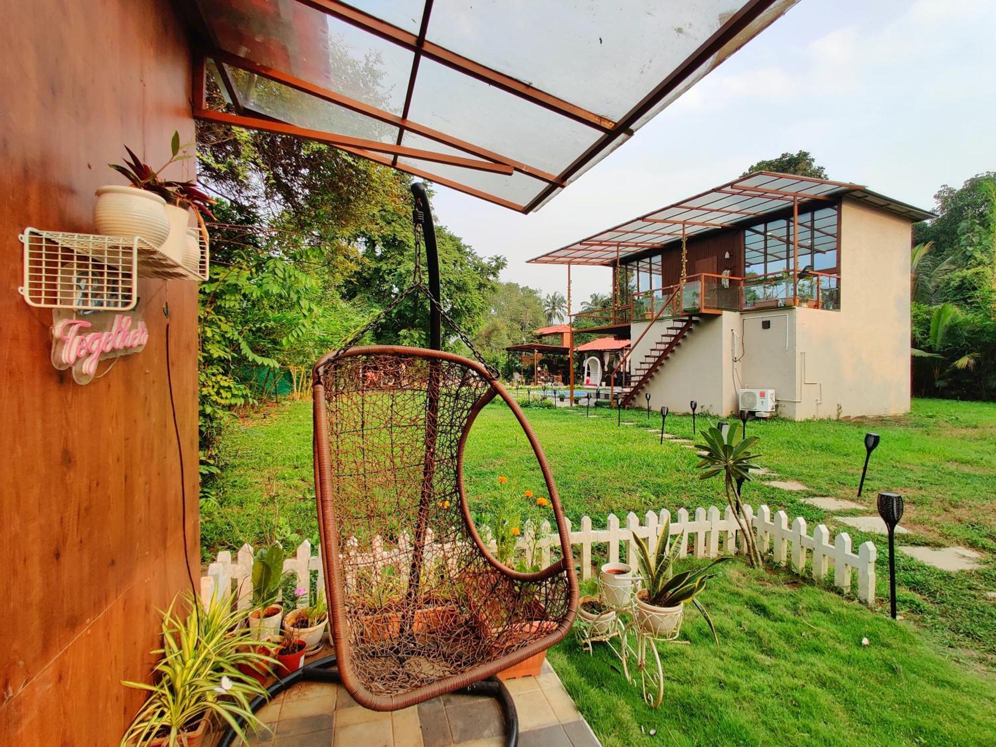 Crystal Springs Villa - A Picture-Perfect Retreat W Pool, Hammock, Gazebo Karjat Exterior photo