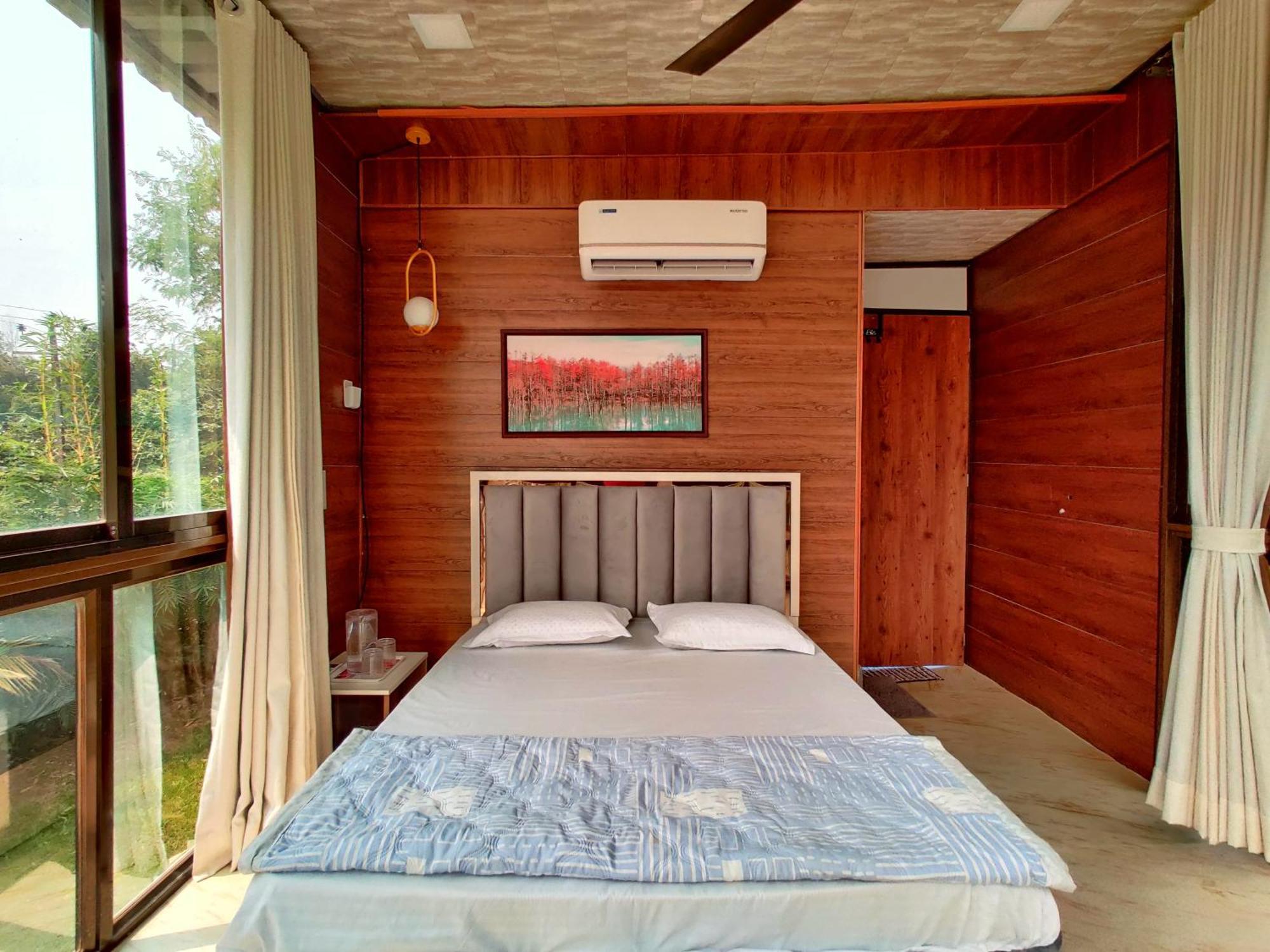 Crystal Springs Villa - A Picture-Perfect Retreat W Pool, Hammock, Gazebo Karjat Exterior photo